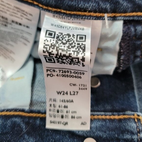 Levi's | Women's Ribcage Straight Ankle Highest Rise Dark Wash Jeans - Picture 12 of 15